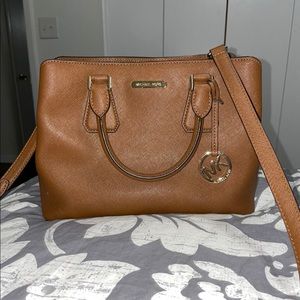 Michael Kors Crossbody Bag